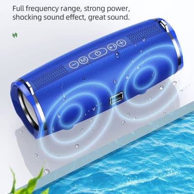 Bluetooth portable waterproof speaker, ideal for outdoor use with strong sound and resonant bass, perfect for swimming pool parties and beach trips.