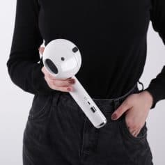 Digital eye scanner device for vision testing and optometry services at Monalisa Store.