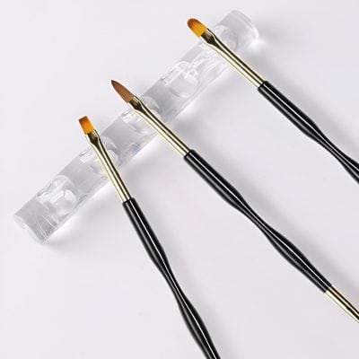 Precision makeup brushes for skincare and beauty treatments at Monalisa Store, ideal for professional and personal cosmetic applications.