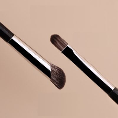 Brushes for makeup application, ideal for beauty and cosmetic routines at Monalisa Store. High-quality tools for flawless makeup looks and professional beauty services.