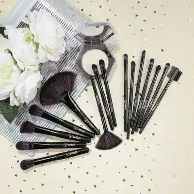 Elegant black makeup brushes set for professional and daily beauty routines at Monalisa Store. Perfect for eye, face, and cosmetic application with high-quality design.