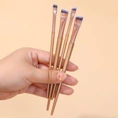 Golden makeup brushes set for skincare and cosmetics application, ideal for professional and daily use. High-quality beauty tools available at Monalisa Store for flawless makeup looks.