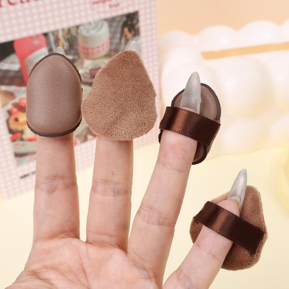 Fingertip finger protectors with soft foam and elastic bands, used for nail care and manicure to prevent injuries and ensure precision. Ideal for professional and home nail treatments.