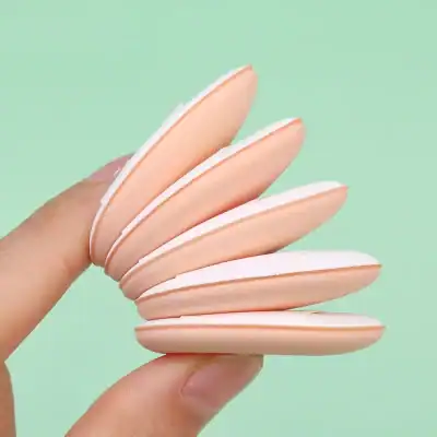 Silicone makeup makeup blenders, peach-colored, soft beauty sponges for flawless foundation application, professional cosmetic tools, Monalisa Store.
