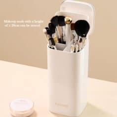Compact makeup brush storage case with multiple brushes for beauty and skincare. Perfect for organizing brushes up to 20cm tall, ideal for makeup artists and enthusiasts.