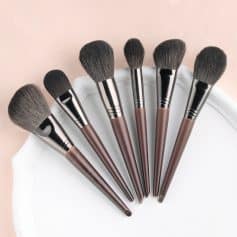 High-quality makeup brush set on a white tray, ideal for beauty and skincare routines, perfect for professional and personal use.