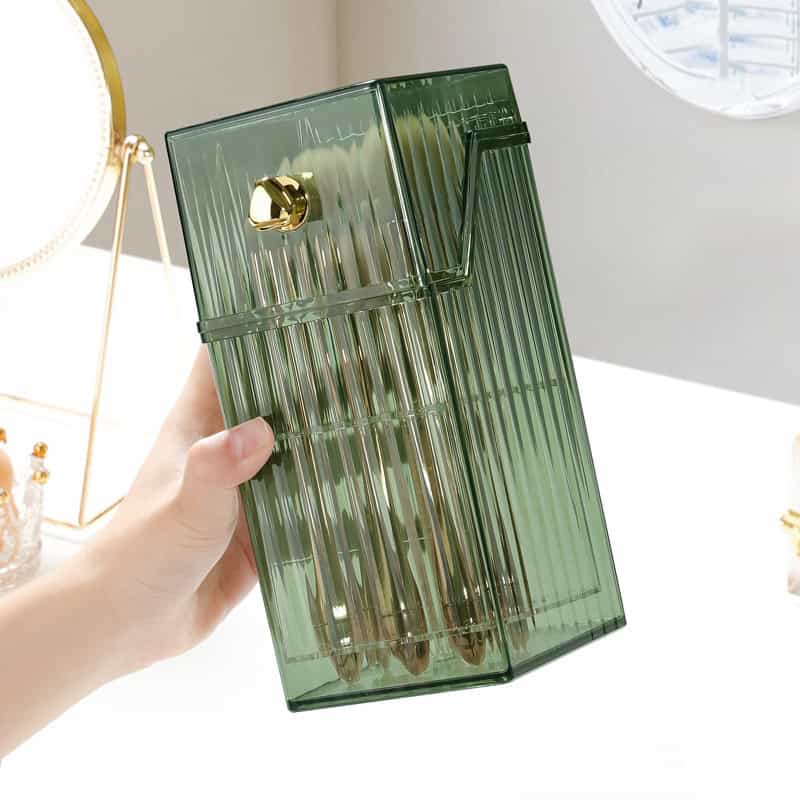 Green glass pen holder with gold accents, perfect for beauty and skincare organization at Monalisa Store.