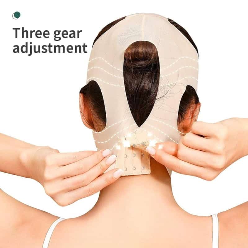 Adjustable orthopedic headgear for improved head and neck support at Monalisa Store, expert in eye care and vision health.