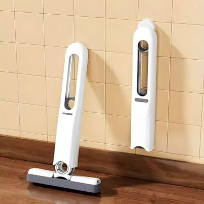 Foldable UV sterilizer for disinfecting surfaces in medical and healthcare settings. Compact, portable design for easy storage and convenience, ideal for clinics, hospitals, and home use.