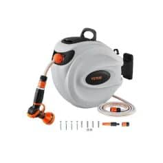 High-pressure irrigation system with adjustable nozzle, for garden and lawn care, ideal for efficient watering and irrigation tasks.