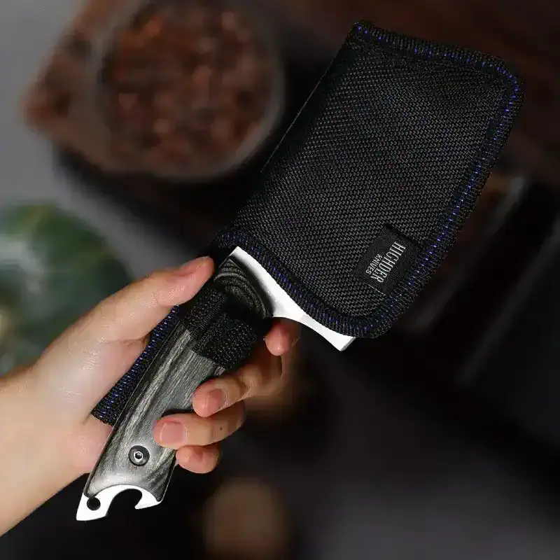 Microfiber cleaning cloth for glasses in black with hook loop attachment for easy storage and cleaning, ideal for optometry and eyewear care.