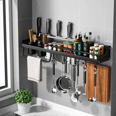 Stainless steel wall-mounted kitchen utensil rack with hooks for pots, pans, knives, spices, and utensils, ideal for organizing a modern kitchen.