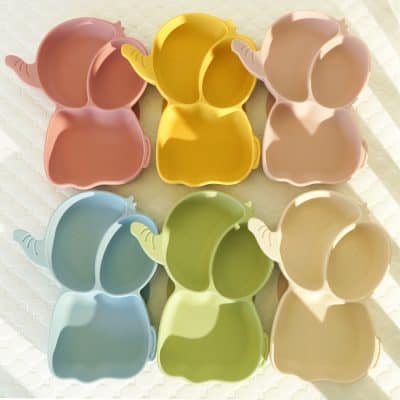 Colorful elephant-shaped silicone food storage containers for kids, perfect for baby food and snacks, soft, safe, and easy to clean, ideal for parents seeking practical baby feeding accessories.
