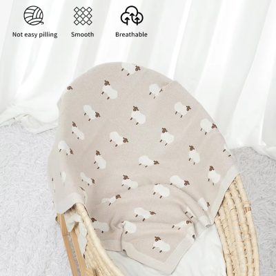 Soft baby blanket with sheep pattern, breathable and smooth, ideal for newborns and infants at Monalisa Store.