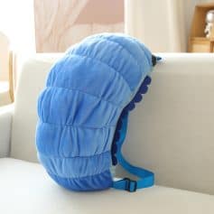 Soft plush blue sleep mask for children, comfortable and sleep-friendly, ideal for naps, travel, or bedtime. Perfect for kids who need a cozy eye cover to block out light.