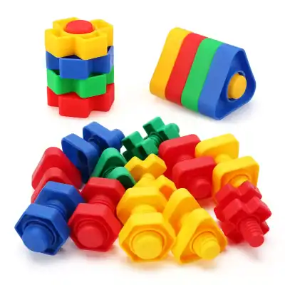 Colorful plastic puzzle pieces and stacking game toys for children, ideal for developing fine motor skills and hand-eye coordination. Perfect educational toy for early childhood learning.