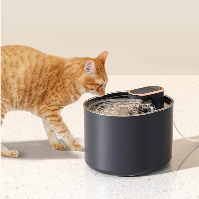 Modern cat water fountain for pet hydration, sleek black design for healthy and clean drinking water, ideal for cats and small animals.