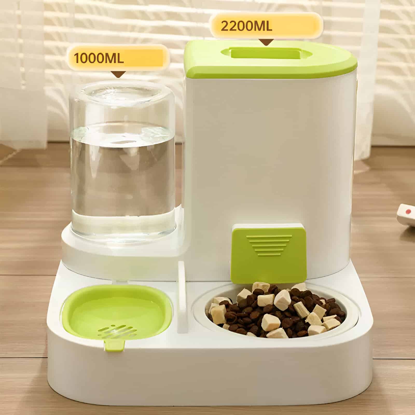 Silence Automatic Pet Feeder with Water Dispenser and Food Container, ideal for maintaining pet feeding schedules and ensuring hydration with easy-to-use design.