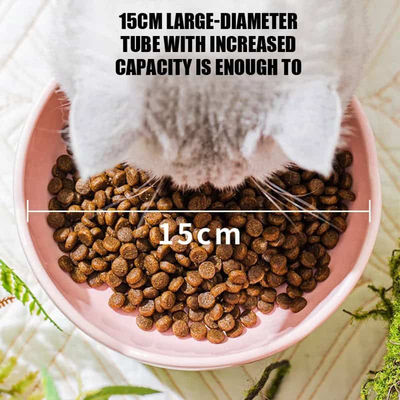 15cm pet food bowl with large capacity, perfect for feeding cats and small to medium-sized dogs, made of durable material.