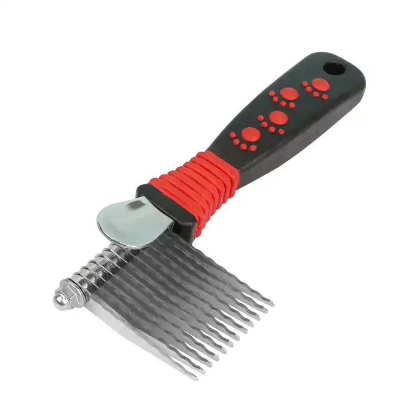 Precision hair cutting razor comb with ergonomic handle and adjustable blade for professional styling and grooming. Ideal for hair salons and barbershops.