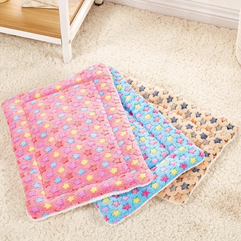 Pink and blue star-patterned plush bathroom rugs, soft and absorbent, ideal for bedroom or bathroom decor, available at Monalisa Store for comfortable home essentials.