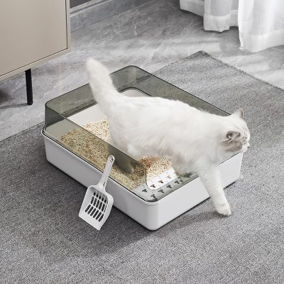 Self-cleaning cat litter box with lid and scoop, modern pet hygiene solution, ideal for cats, easy to use, odor control, stylish design, pet accessories.