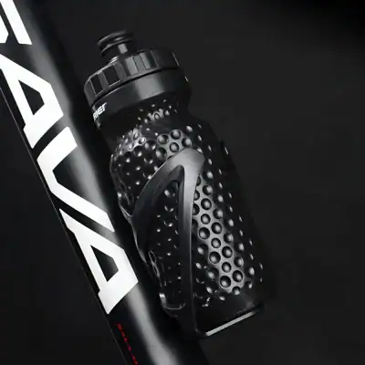 Metal water bottle with geometric perforations, black sports water bottle, durable reusable drink container for athletes and outdoor activities, Monalisa Store.