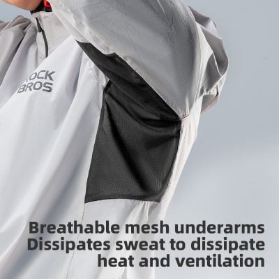 Breathable mesh underarm for enhanced airflow, sweat dissipation, and ventilation in athletic and outdoor clothing. Perfect for activewear and sports apparel.