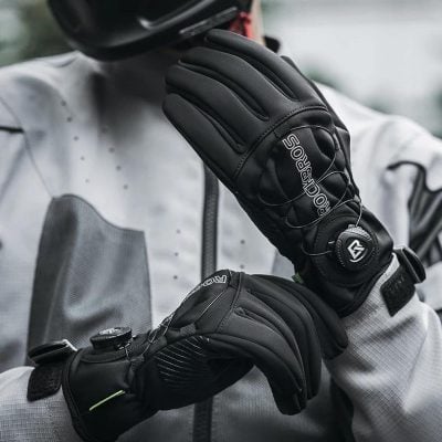 High-performance motorcycle gloves with waterproof and breathable material, perfect for rider safety and comfort from Monalisa Store.