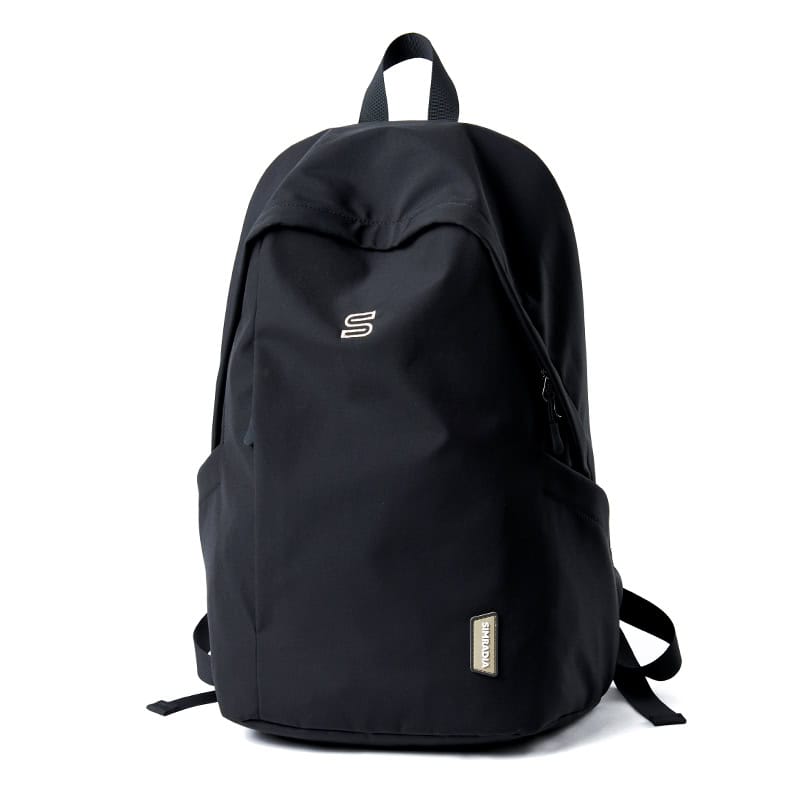 Durable black backpack with multiple compartments, ideal for students and professionals, featuring ergonomic design and quality materials for everyday use.