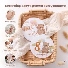 Cute baby milestone cards with bear illustrations for documenting baby's growth and special moments. Perfect for baby showers and nursery decor. Features milestones like