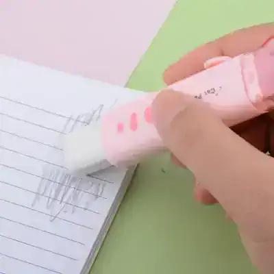 Pink highlighter marker highlighting text in notebook for skincare and beauty notes at Monalisa Store, specialized in medical aesthetics and beauty products.