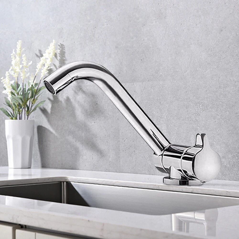 360° Rotating Foldable Hot & Cold Water Kitchen Faucet - Image 3