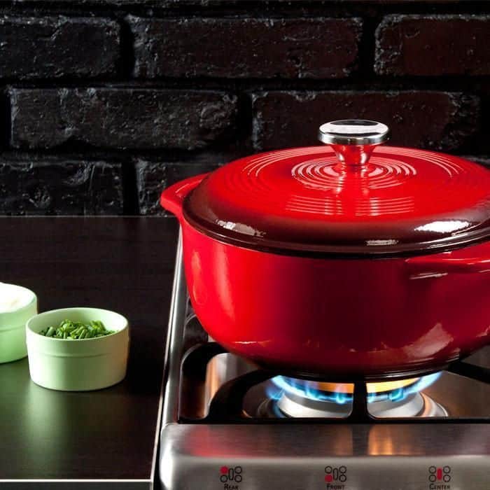 4.5 Quart Enameled Dutch Oven in Red - Image 6