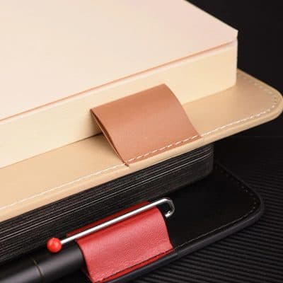 Elegant display of eyewear accessories and premium optometry products at Monalisa Store. Shop stylish glasses and optical supplies with quality service.