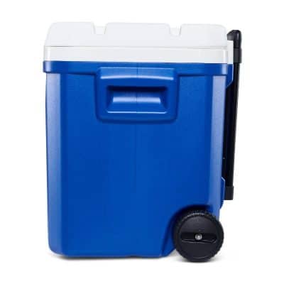 Insulated cooler bag for medical and catering use, portable with wheels, ideal for transporting beverages and perishable items safely.