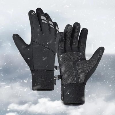 High-Quality Waterproof and Insulated Winter Gloves, Perfect for Outdoor Activities in Cold Weather.
