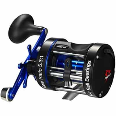 High-quality fishing reel designed for durability and smooth performance, featuring ball bearings for enhanced accuracy and reliability. Perfect for freshwater and saltwater fishing enthusiasts.