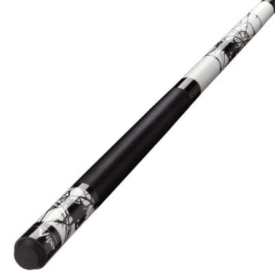 High-quality black and white golf club with sleek design, perfect for golf enthusiasts and professionals aiming for precision and performance on the course.