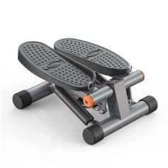 Non-slip fitness stepper for exercise, aerobic workouts, and physical therapy. Compact, portable, and adjustable height for home gyms and fitness routines. Perfect for cardio and strength training.