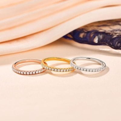 Sparkling diamond rings with gold options—rose, yellow, and white gold—ideal for engagement, wedding, or special occasions from Monalisa Store.