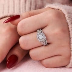 Luxury diamond ring, elegant jewelry, women's wedding ring, fine diamond accessories, monalisa medical opt store.