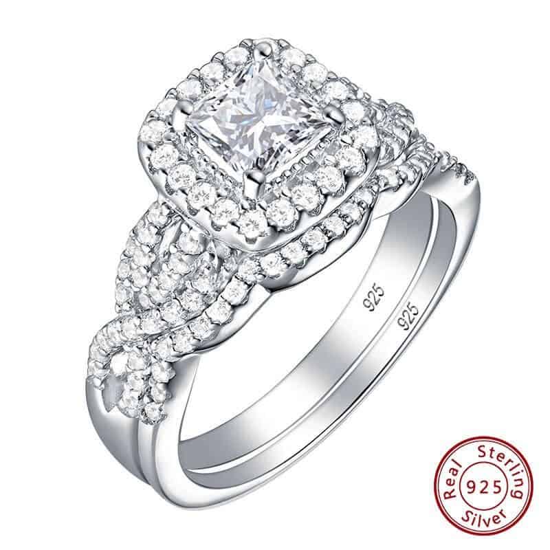 Stunning sterling silver 925 engagement ring featuring a princess-cut diamond and exquisite pavé details, ideal for weddings or anniversary gifts.