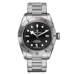 High-quality men's diving watch with stainless steel band, black dial, and water resistance up to 100 meters. Perfect for stylish, durable, and precise timekeeping.