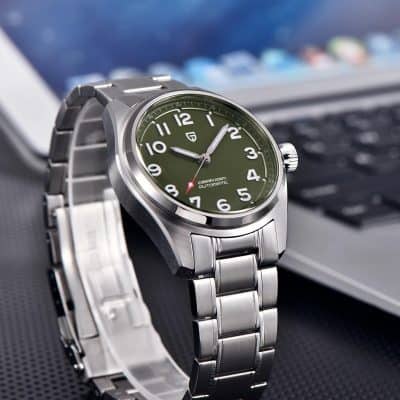High-quality stainless steel men's wristwatch with a green dial, automatic movement, and water resistance up to 200 meters, perfect for watch lovers and luxury accessories.