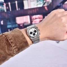 High-quality stainless steel wristwatch with chronograph features, perfect for luxury watch enthusiasts. Available now at Monalisa Store for premium timepieces.