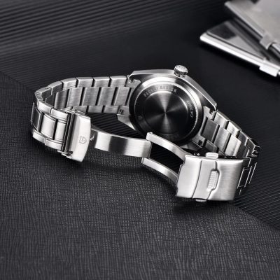 Stainless steel men's wristwatch with sleek design, durable strap, and water resistance, perfect for stylish and sophisticated look in everyday or formal settings.