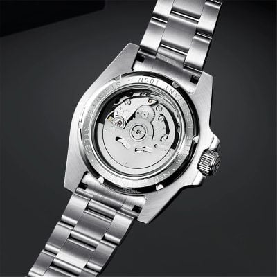 High-quality stainless steel men's watch with automatic movement, durable design, and scratch-resistant glass, perfect for luxury accessories and watch enthusiasts.