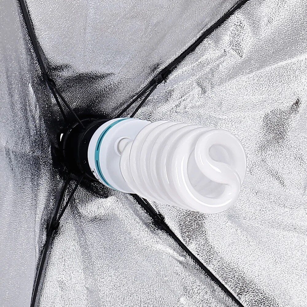 Energy-efficient portable reflector lamp used for professional photography lighting and studio setups. Suitable for portrait and product photography with adjustable settings.