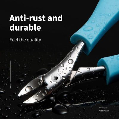 High-quality anti-rust nail clippers for durable use, perfect for professional manicures and pedicures. Precision-cut and corrosion-resistant, ideal for beauty salons and personal grooming.
